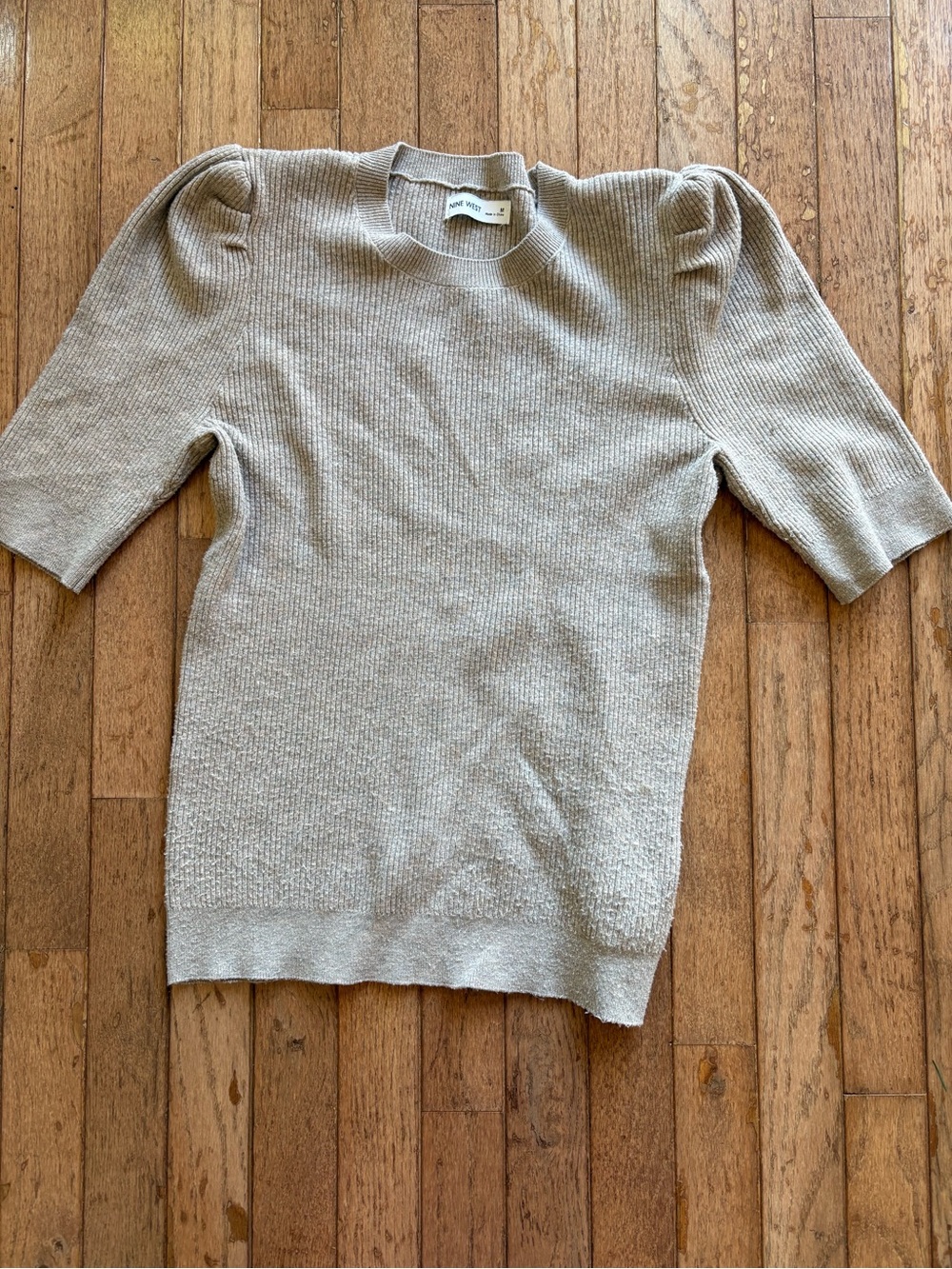 Womens Nine West shirt size M